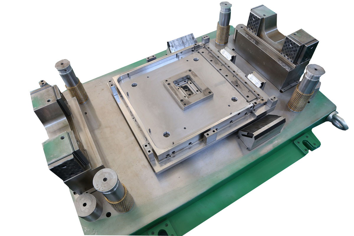 OP50 side flanging and bending under