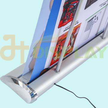 Roll -up -Bannerstand