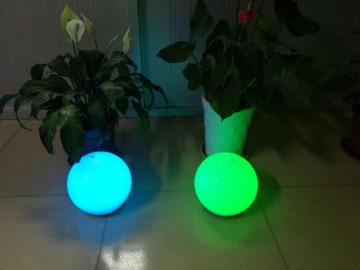 LED Colour Changing Light Ball