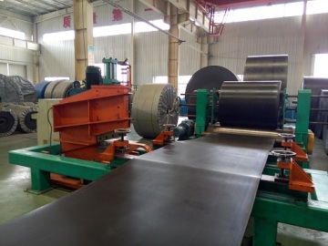 Various working oil environment conveyor belt