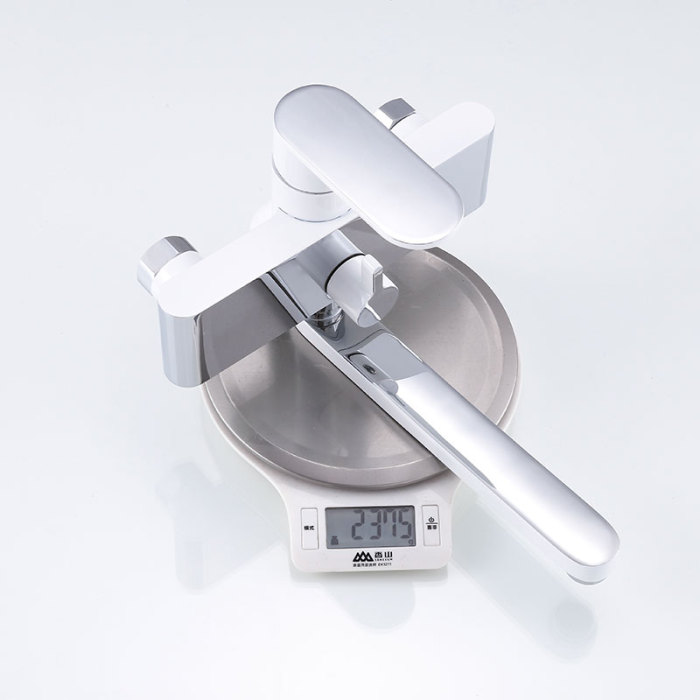 Sleek Zinc Alloy Faucet with Electroplated Finish