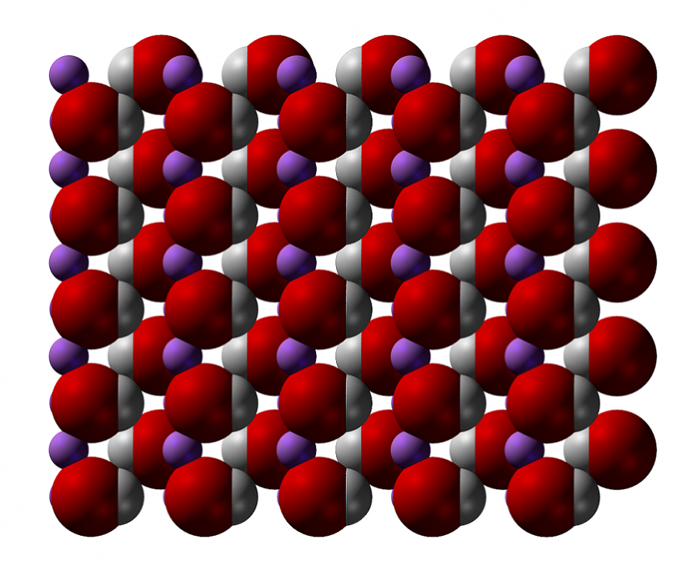 يستخدم ليثيوم هيدروكسيد الليوه في المركبات الفضائية