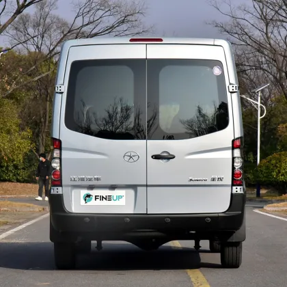JAC Sunray Oil Truck: New Car Models with Low Roof, High Roof Options, 2-7 Seats, and 2.0T Gasoline Engine