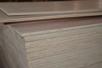 Natural Smooth Melamine Plywood (25mm)