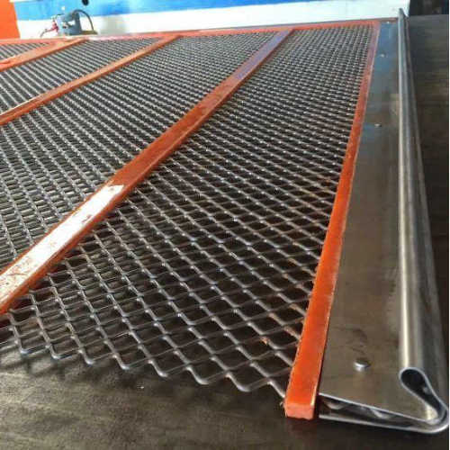  Dewatering Screen Panel Self Cleaning Poly Ripple Panel With Poly Strips Factory