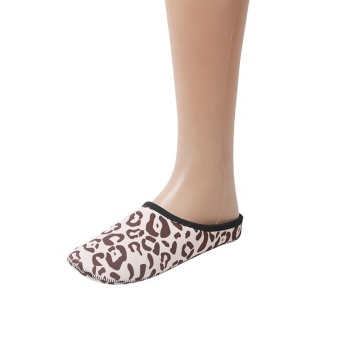 Heißverkauf wasserdichtes Neopren-Surfen und Tauch-Anti-Schlupf-Socken