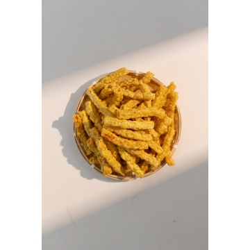 स्वादिष्ट बेक्ड क्रिस्पी अलसी उत्पाद