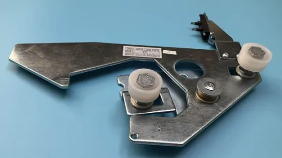 Sch****** V30 Landing Door Locking Device