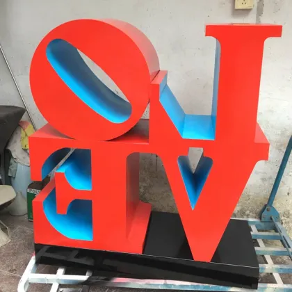 large outdoor sculptures metal crafts robert indiana sculpture love
