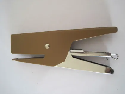 heavy duty stapler
