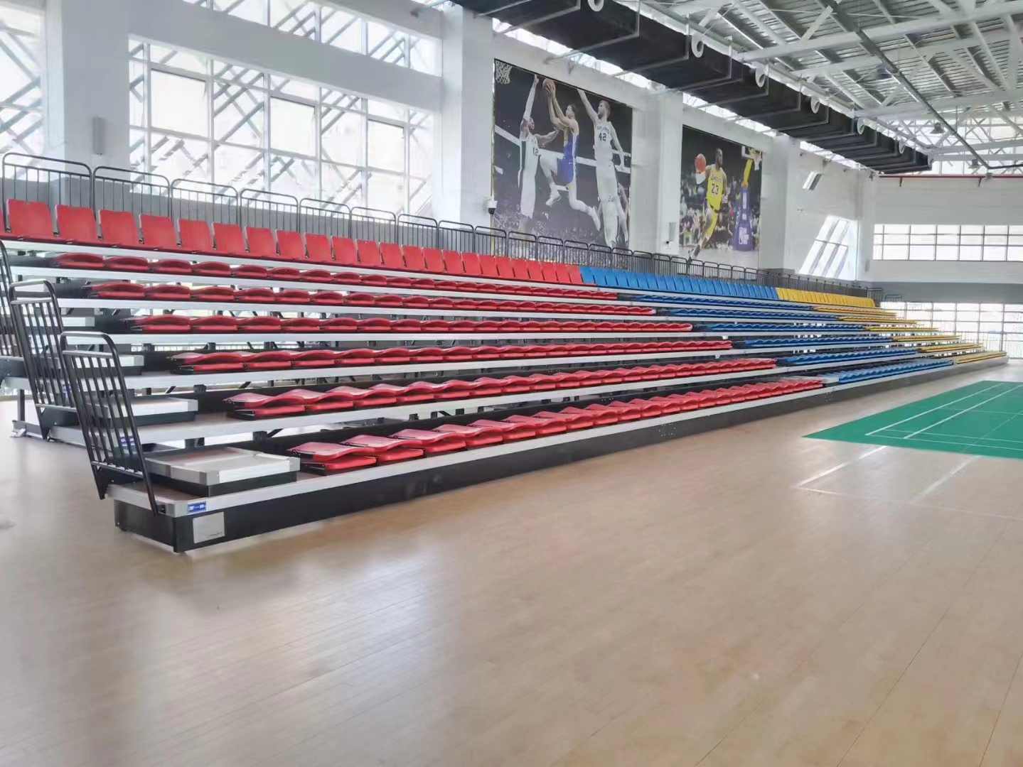 Manual front mounted folded stadium telescopic bleacher seat