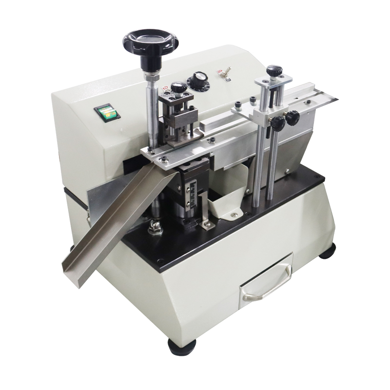 Single sideband capacitor lead cutting bending machine