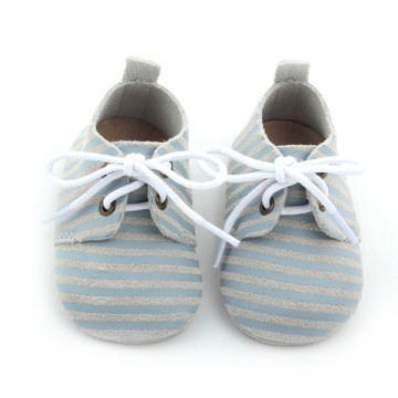 Scarpe Oxford per bambini in pelle a righe di nuovi stili all&#39;ingrosso