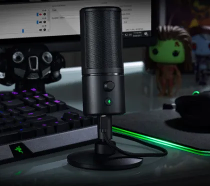 Razer Seiren X Digital Microphone for Professional Gaming and Music