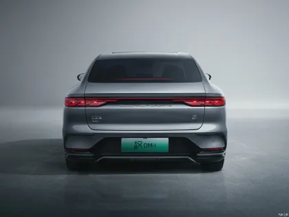 Long Range BYD Han 2023 4WD 5-Seater Intelligent Electric SUV