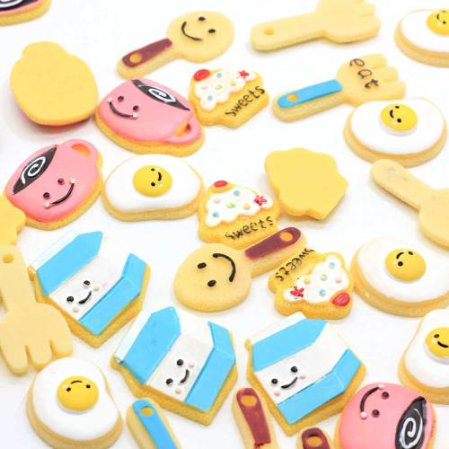 Różne 100 sztuk Kawaii żywica Cartoon miniaturowe produkty do dekoracji domku dla lalek Flatback miniaturowe kaboszony do domków dla lalek DIY Scrapbooking