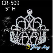 Crowns and tiaras for sale