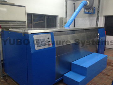 Degreasing machine for gravure cylinder making