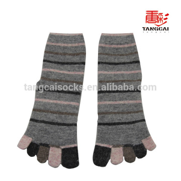 YS-51 Wholesale Fashion Dsign Cotton Women Toe Socks