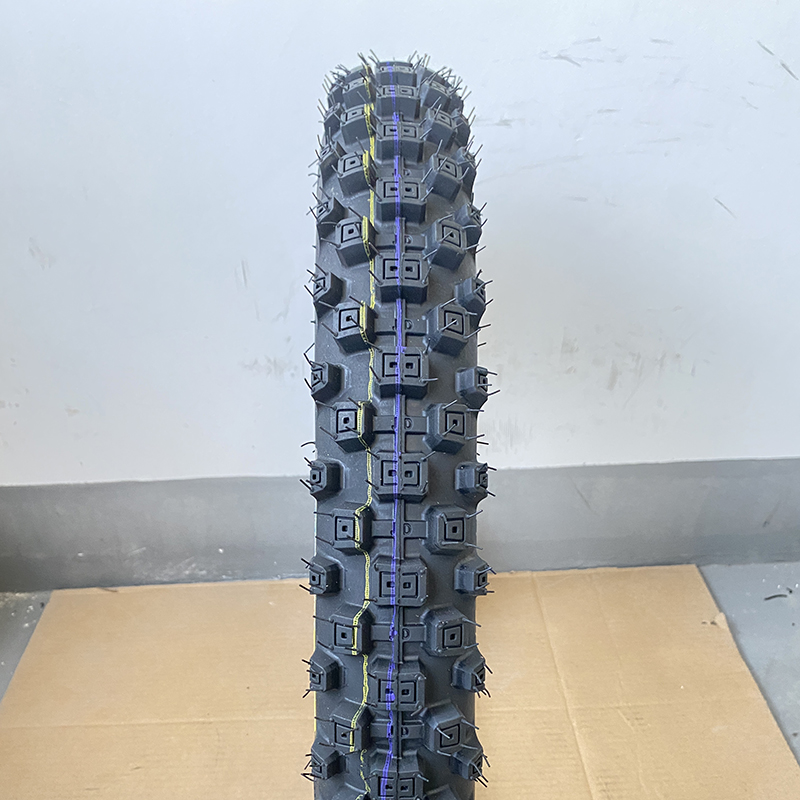 Wear-resistant tires 2.75-18 JD851