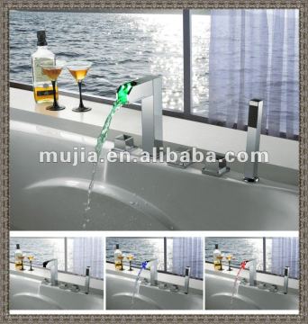 5 holes Brass wtih hand shower Square electronic basin mixer LPF01