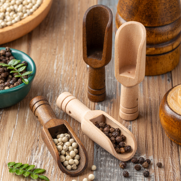 Wooden Handle Small Salt Shovel Scoop Teaspoon for Powdered Ingredients