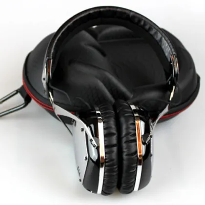 Crossfade LP V-Moda over ear headphones