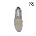 Mocasines beige sofisticados para mujer