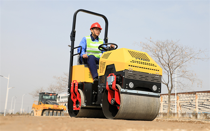 1 Ton Vibrating Roller