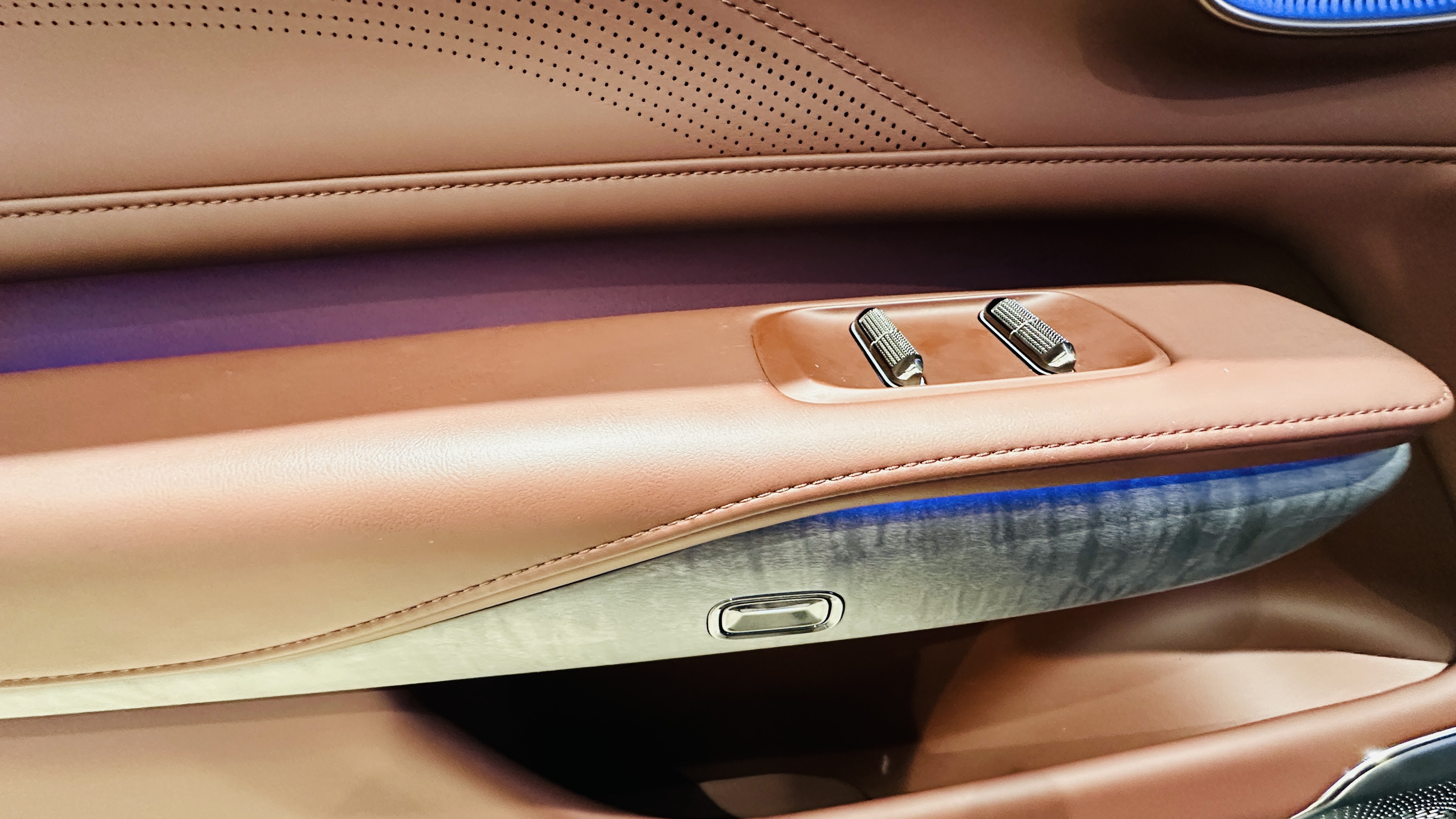 Hyper HL electric luxury suv