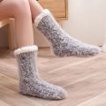 Hiver confortable Chaussettes de pantoufles moelleuses épaisses pour femmes