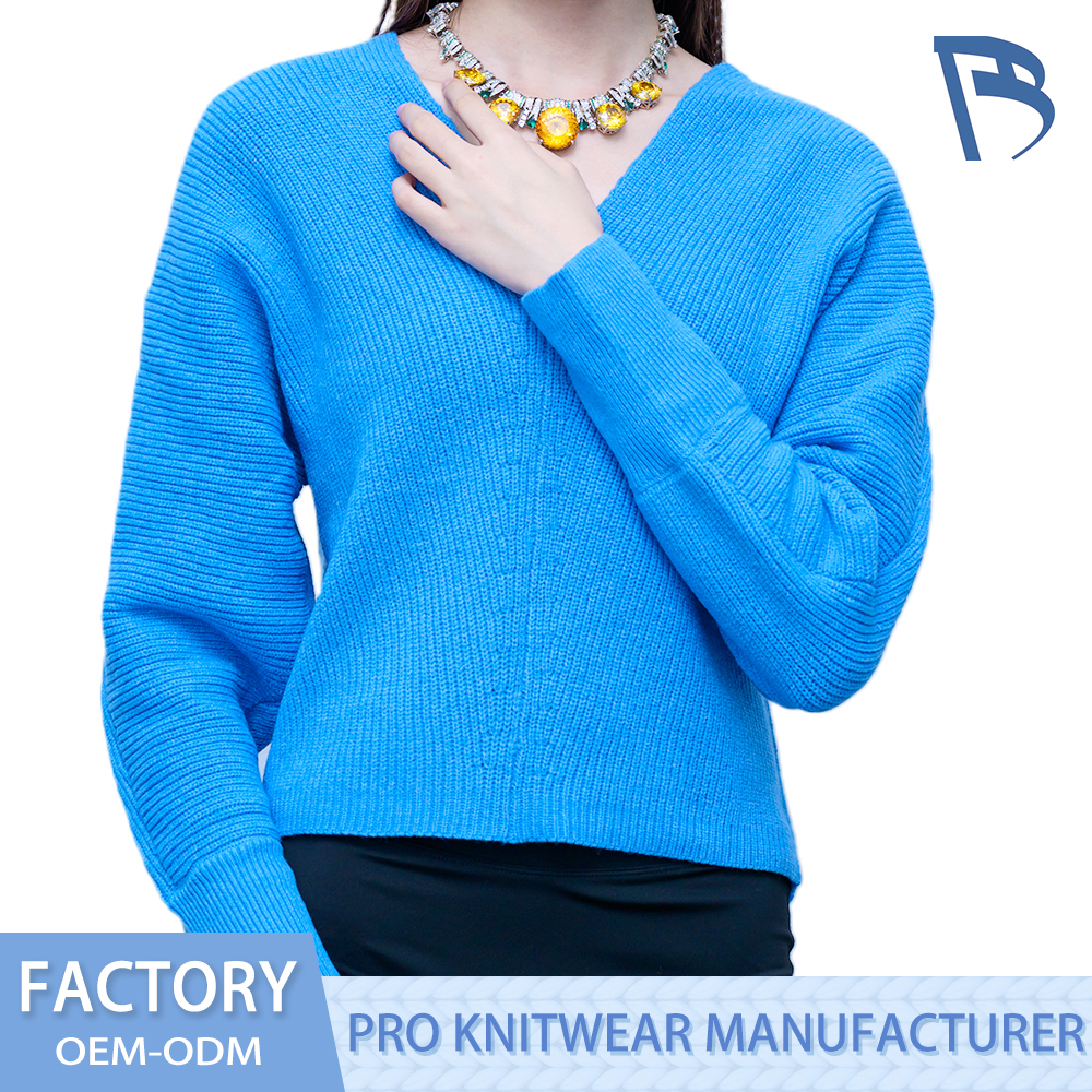 Sweater v-leher wanita yang diperbuat daripada poliester