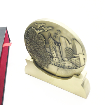 Custom-Quality VIP Copper Metal Medals & Trophies with Laser Engraving & Personal Design for Qatar National Day Celebrations