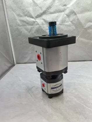 Volvo 1467344 gear pump