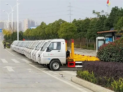 KAMA single round hook arm garbage truck