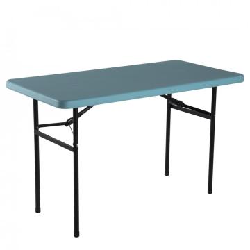 Adjustable height plastic table
