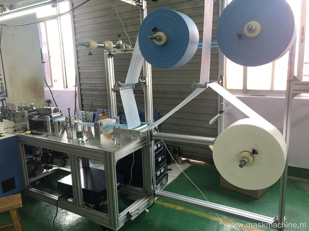 Full Automatic High Speed One-in Two-out Non-Woven Face Mask Machine