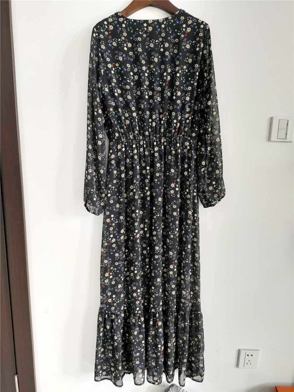 OEM Factory Made Long Sleeves Non-stretchy Floral Dress