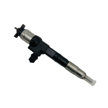 Kubota V6108エンジン用のDenso Diesel Fuel Injector 095000-7510