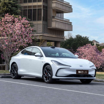 ZHIJI L6 2024 New IM L6 Pure Electric Car - 650KM/780KM Range