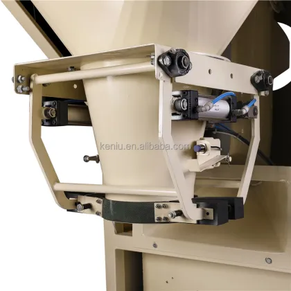 Screw Feeding Corn Starch Gluten Flour Powder Packaging Machine