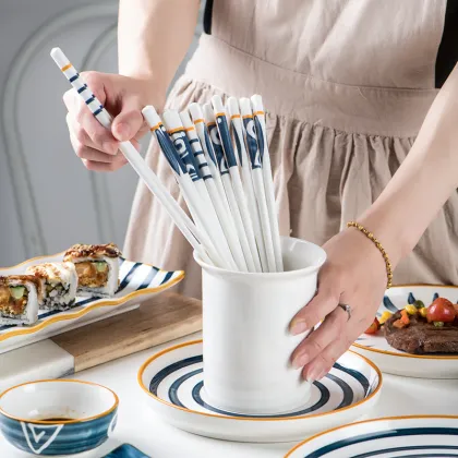 10 Pairs Japanese Hand Painted Bone China Ceramic Chopsticks Anti-Slip Sushi Hashi Chopsticks Set Household Porcelain Tableware
