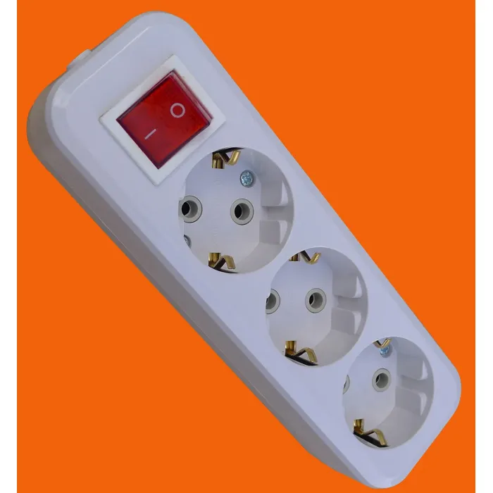 3-контактная розетка в стиле ЕС, 10/16 А