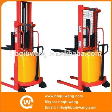 Semi-electric warehouse pallet truck