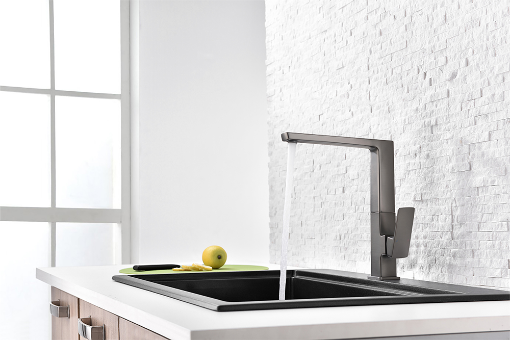 single lever kitchen faucet