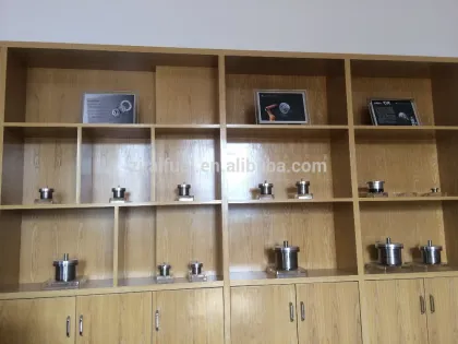 Low noise harmonic gear/harmonic drive