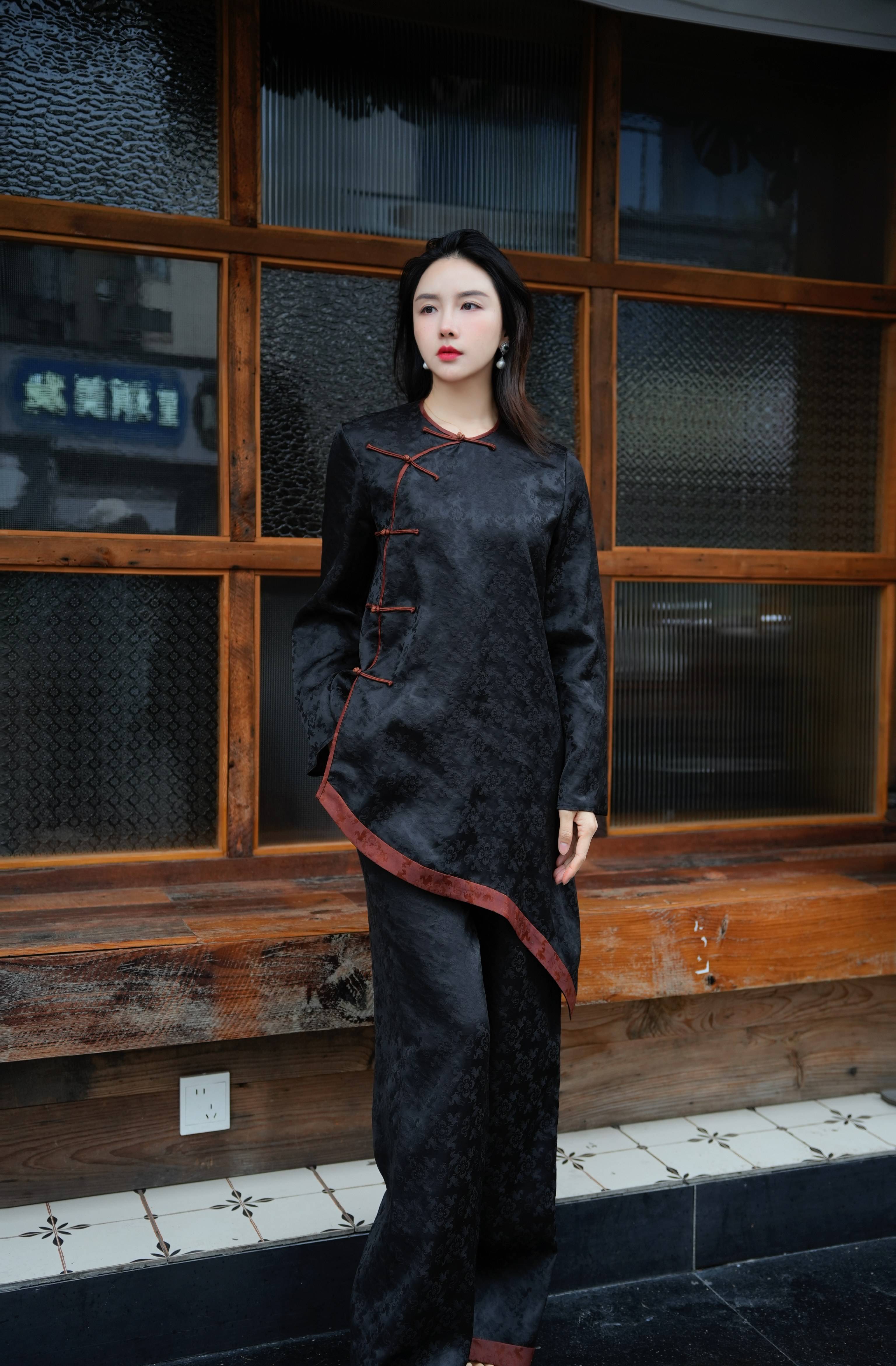 Асимметричный топ Shisanchai Silk Road Cut Xiangyunsha