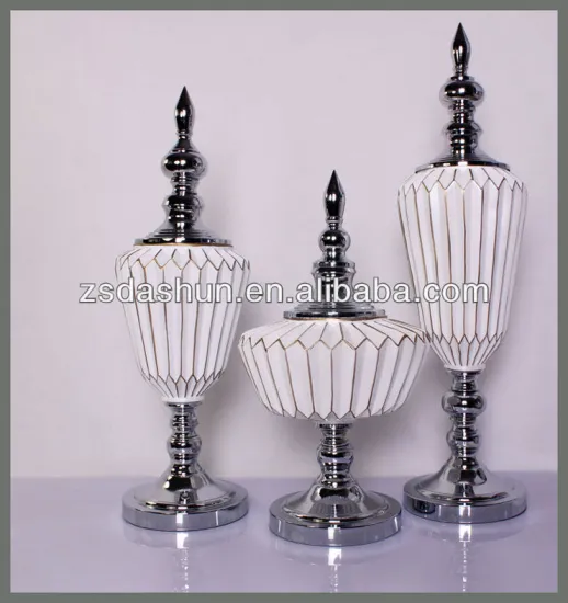 Different size art minds vase style for wedding decoration