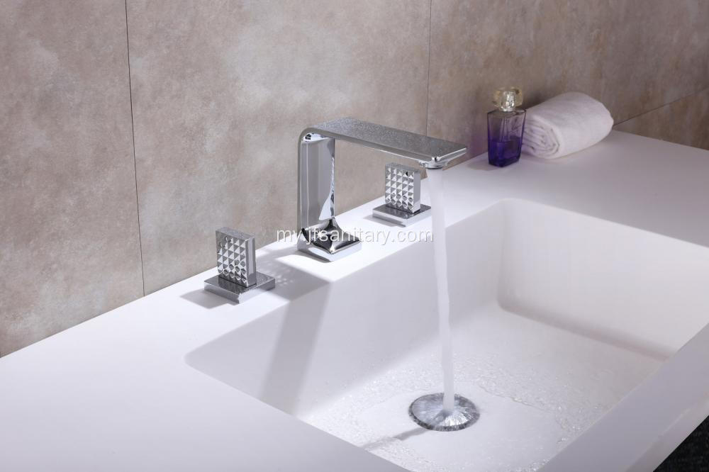 နှစ်ခုလက်ကိုင် basin faucet Chrome plated