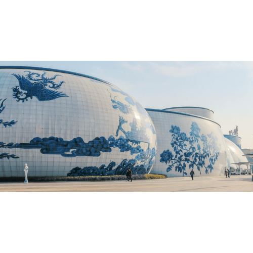 Revêtement en poudre céramique pour murs-rideaux extérieurs en aluminium